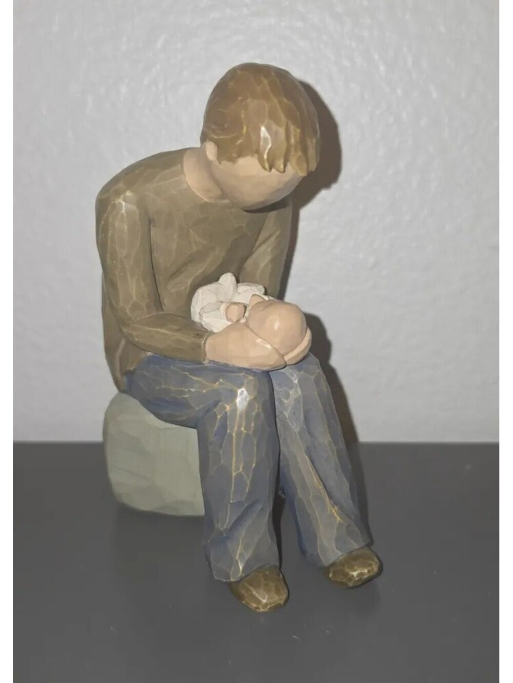 WILLOW TREE NEW DAD FIGURINE SUSAN LORDI DEMDACO 26129 FATHER BABY STATUE